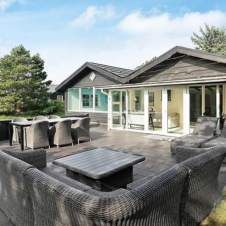 Holiday home 8 Person In *